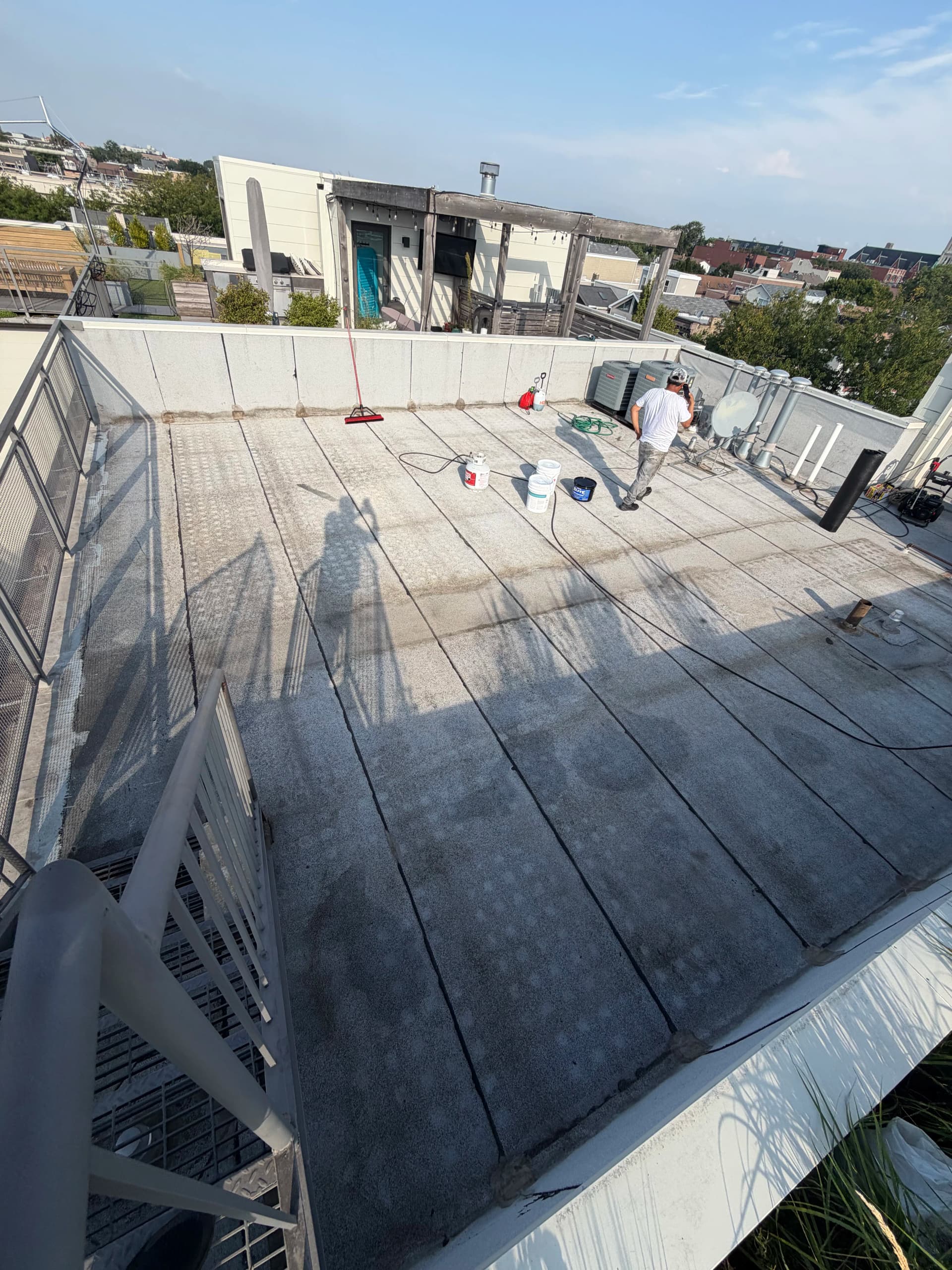 Gallery photos for Chicago Flat Roof Repair and Silicone Coating Restoration: Image #1