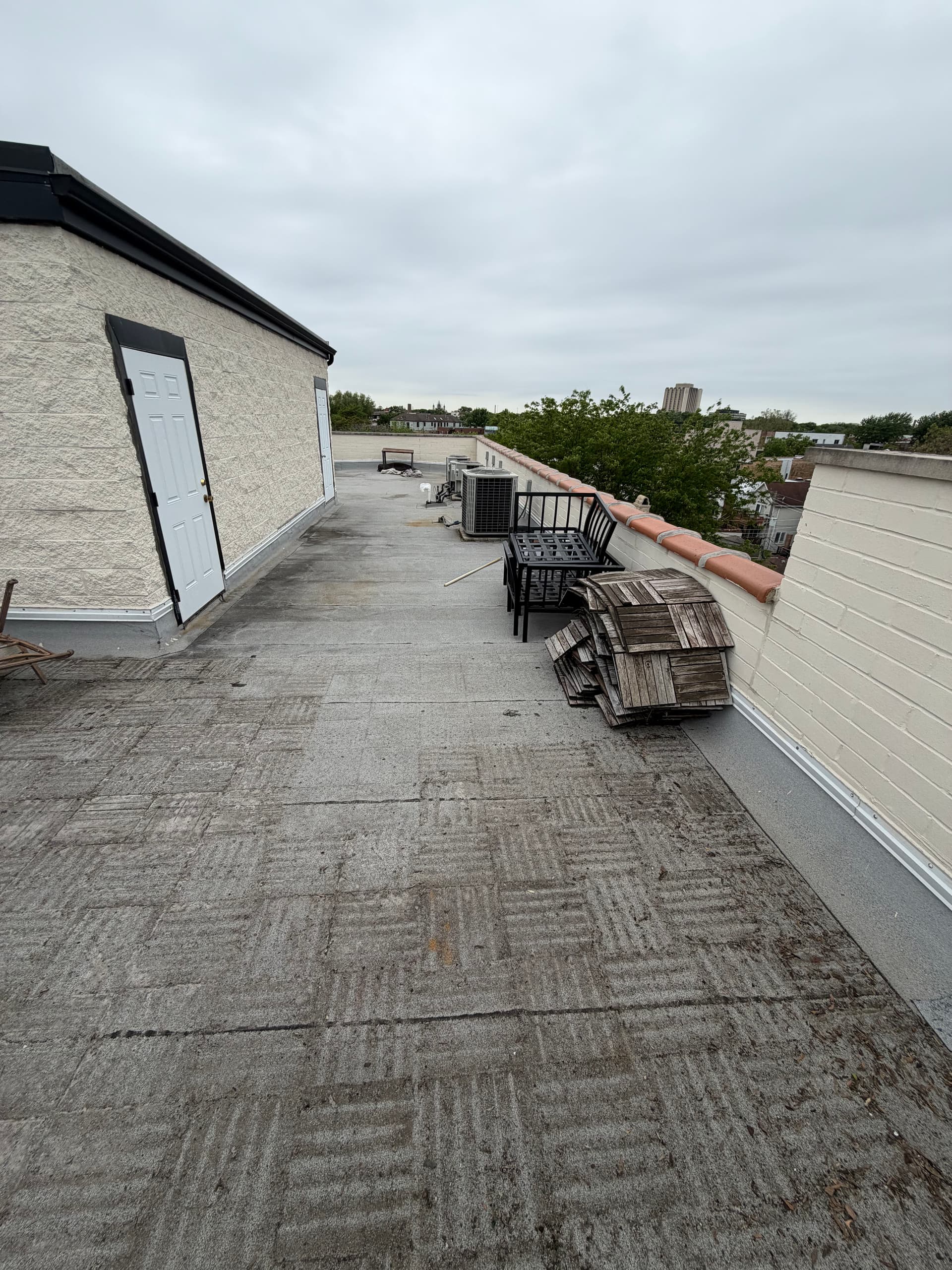 Gallery photos for Flat Roof Repair and Aluminum Coating Done Right: Image #1