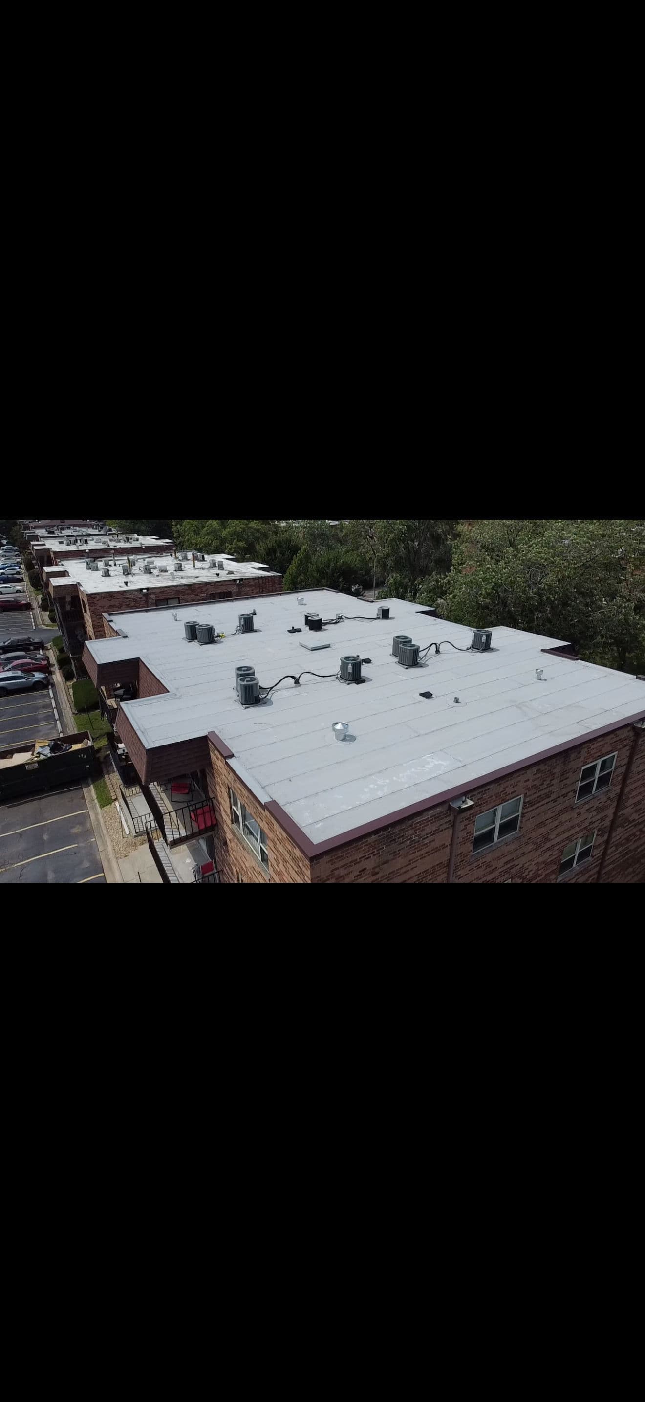 Gallery photos for Roof Replacement on Multi-Unit Apartment Building in Chicago: Image #1