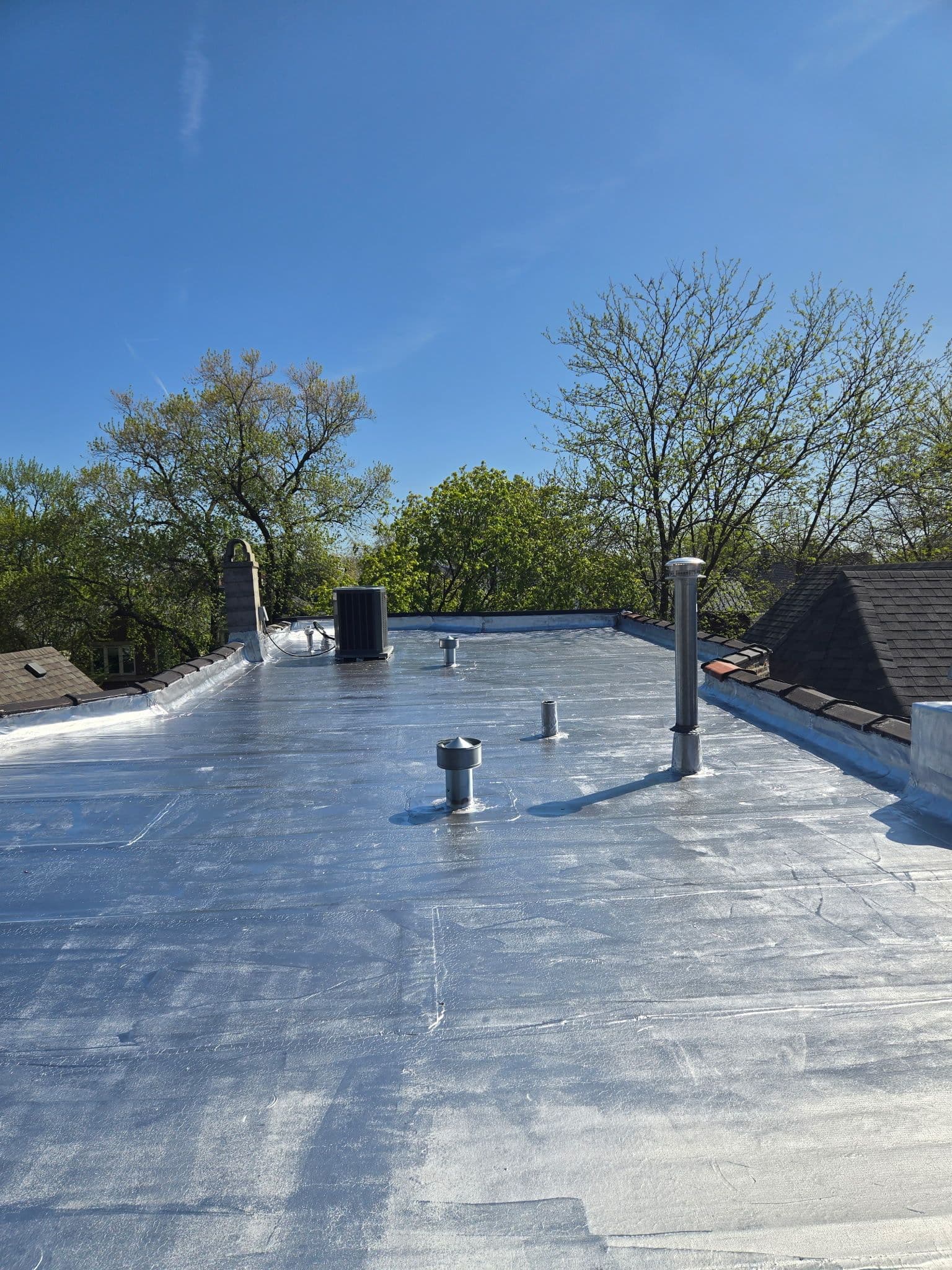 Gallery photos for Flat Roof Repair and Aluminum Coating in Roscoe Village Chicago: Image #1