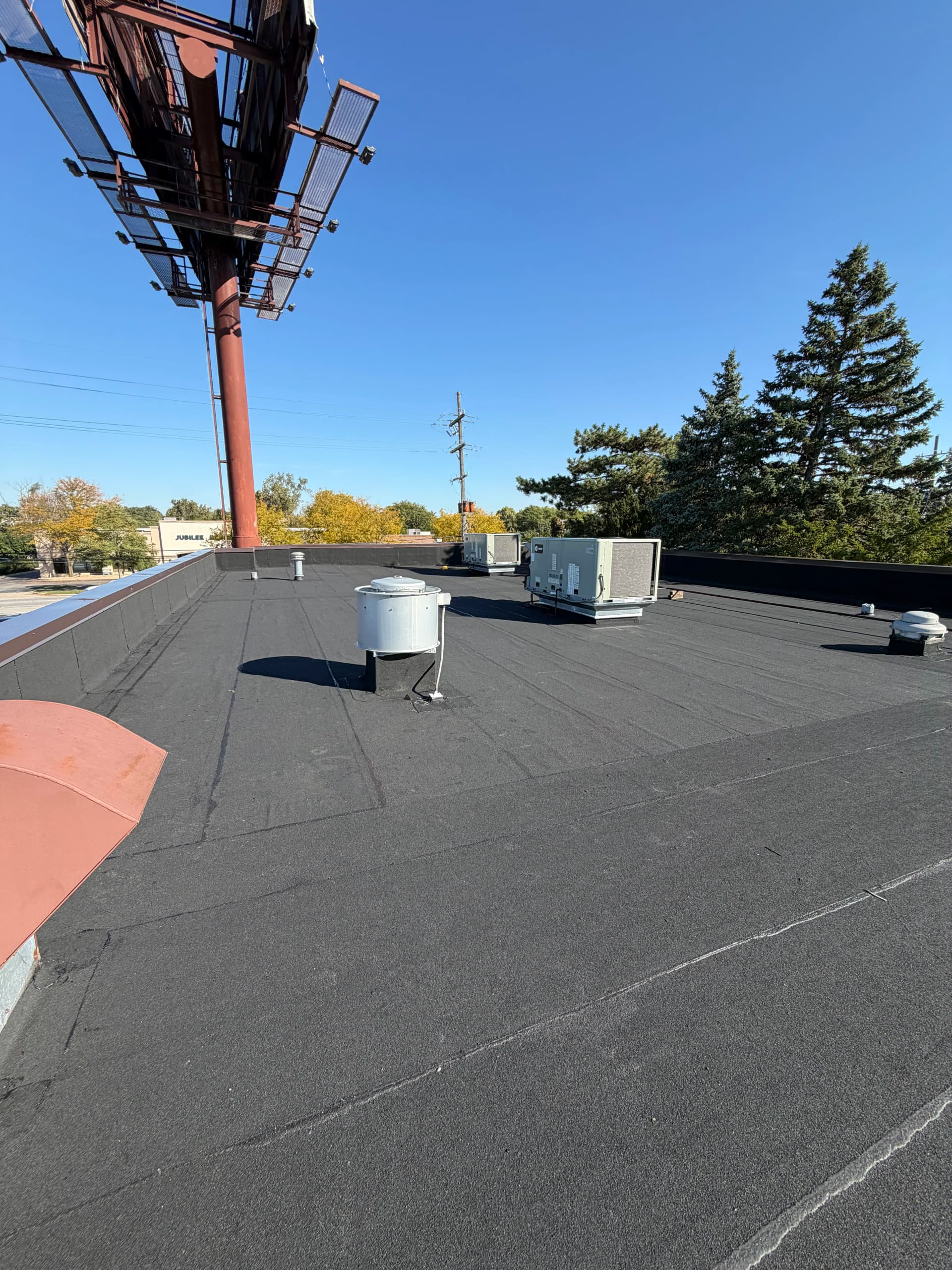 Gallery photos for 9,000 Sq. Ft. GAF Modified Bitumen Roof Installation in Lombard: Image #3