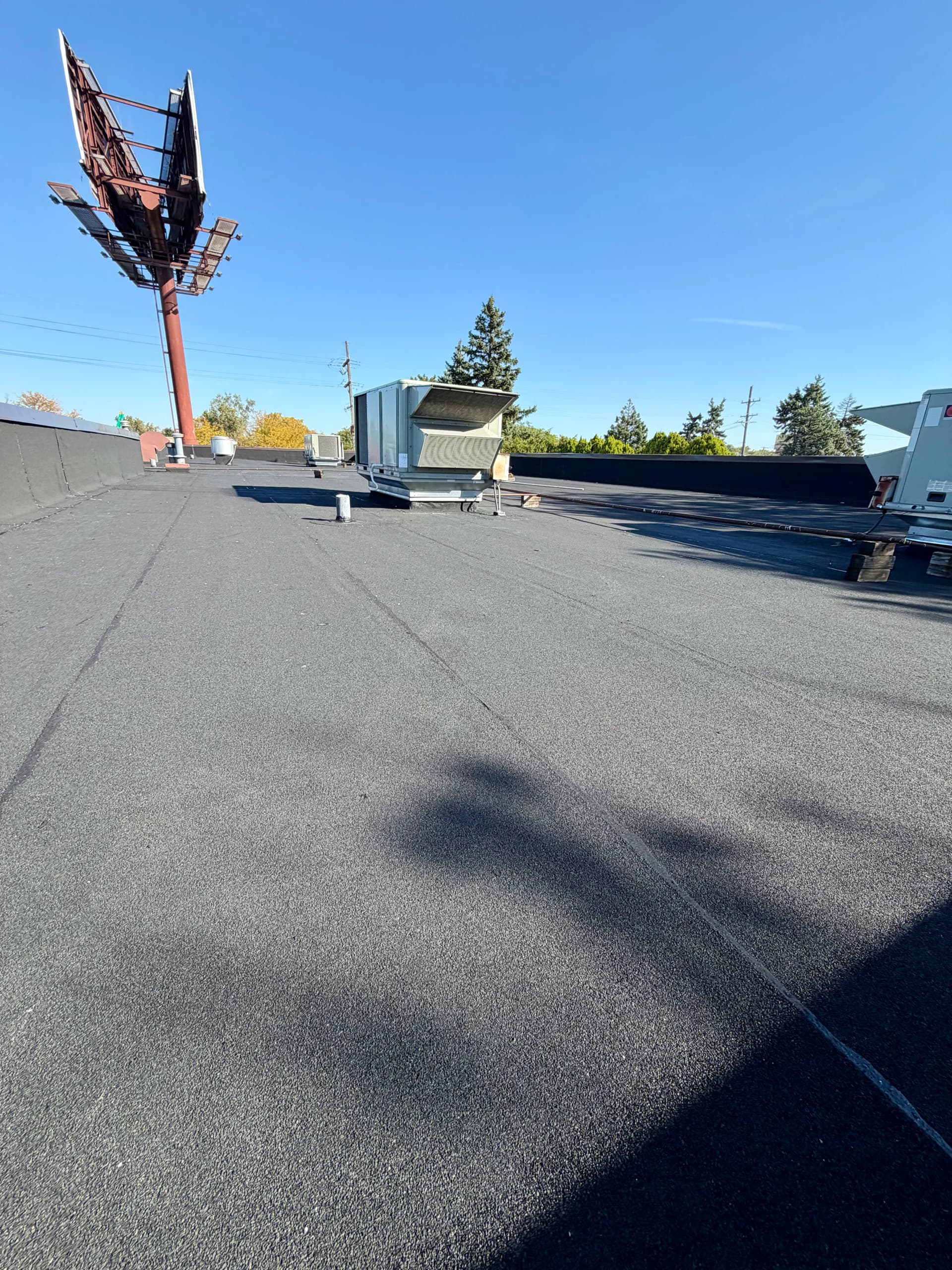 Gallery photos for 9,000 Sq. Ft. GAF Modified Bitumen Roof Installation in Lombard: Image #2