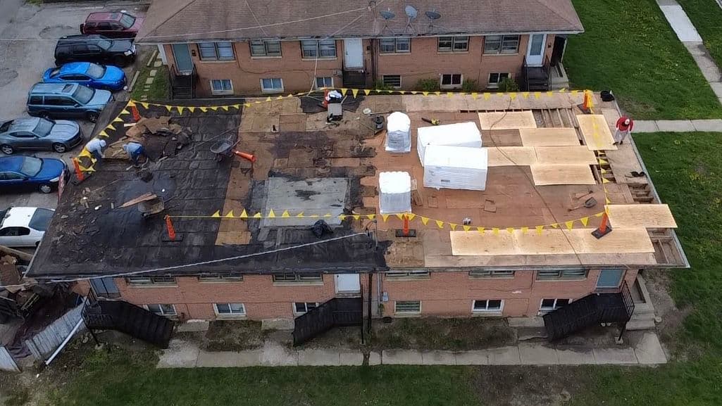Gallery photos for Flat Roof Remove and Replace Completed in Grayslake: Image #2